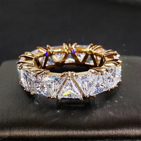Zircon 18k Yellow Gold Plated Ring NWT - Picture 1 of 5